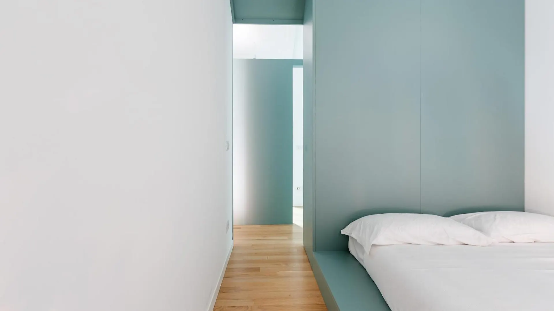 Milan Apartments - 800 M Far From Lancetti Station