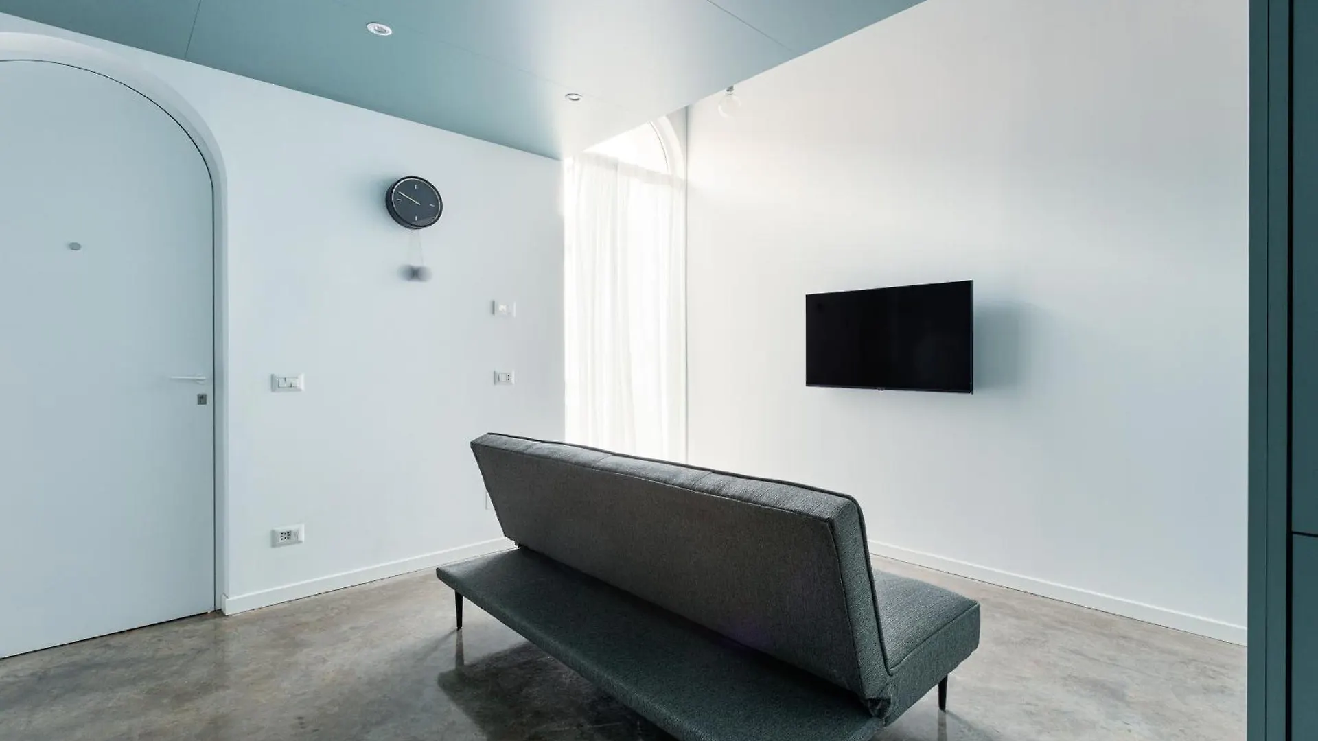 Milan Apartments - 800 M Far From Lancetti Station