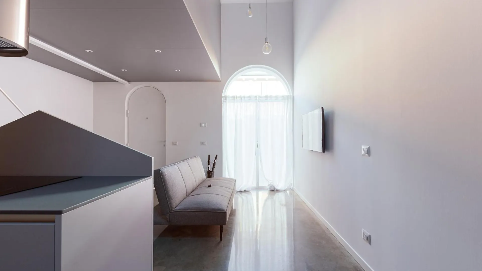 Milan Apartments - 800 M Far From Lancetti Station